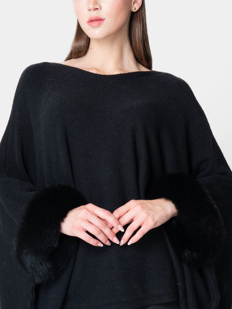 London - Poncho with fur on the cuffs Black
